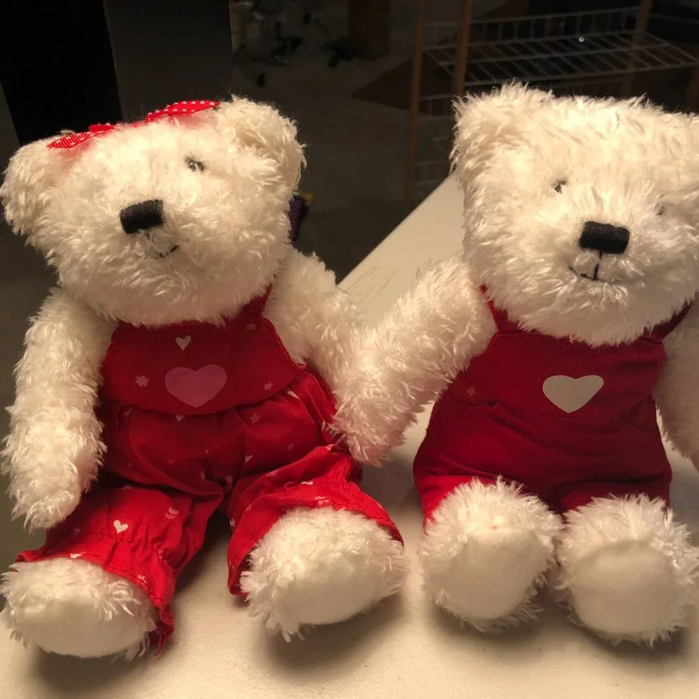 2004 Vintage Hallmark Blushing Bears Set Kissing Magnetic Hearts Valentine's - Picture 4 of 7